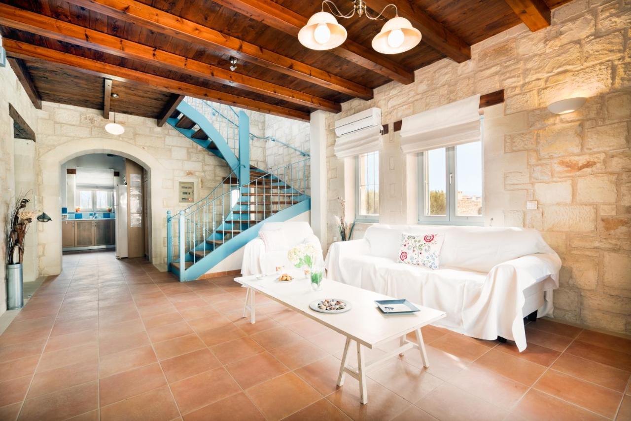 Beachfront Villa Turquoise With Private Pool, Bbq And Ping Pong Table Chania  Exterior foto