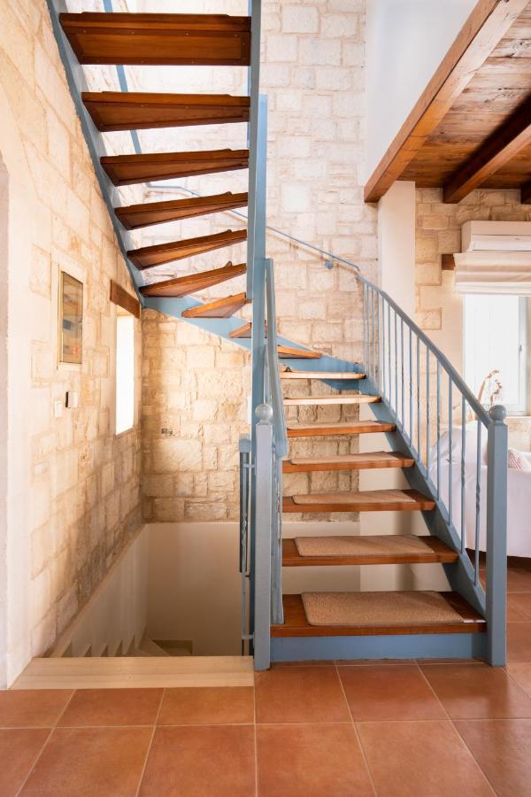 Beachfront Villa Turquoise With Private Pool, Bbq And Ping Pong Table Chania  Exterior foto